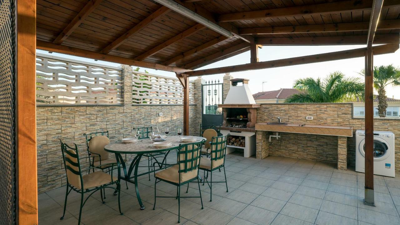 Villa, Private Heated Pool And Jacuzzi . Maspalomas  Exterior photo