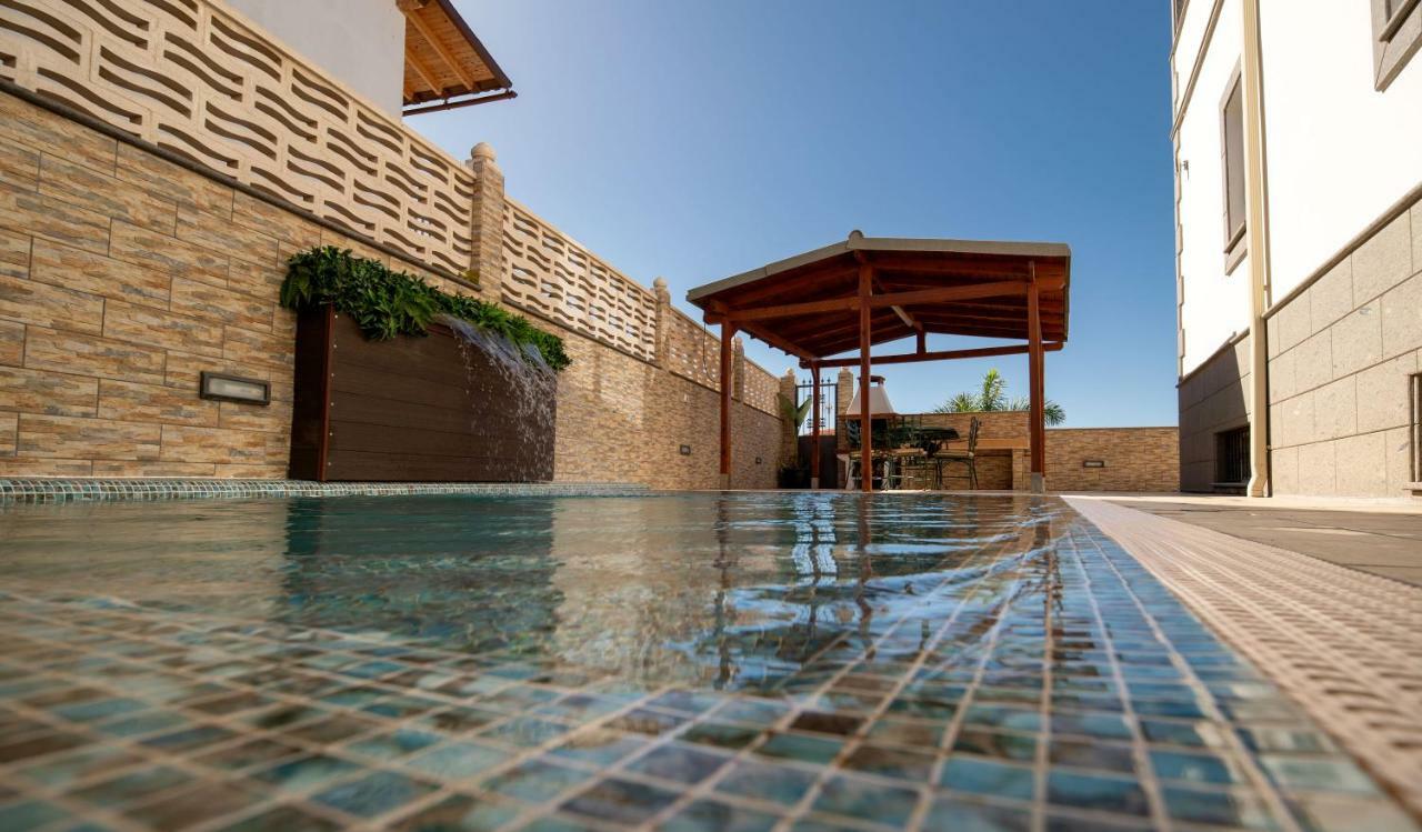 Villa, Private Heated Pool And Jacuzzi . Maspalomas  Exterior photo
